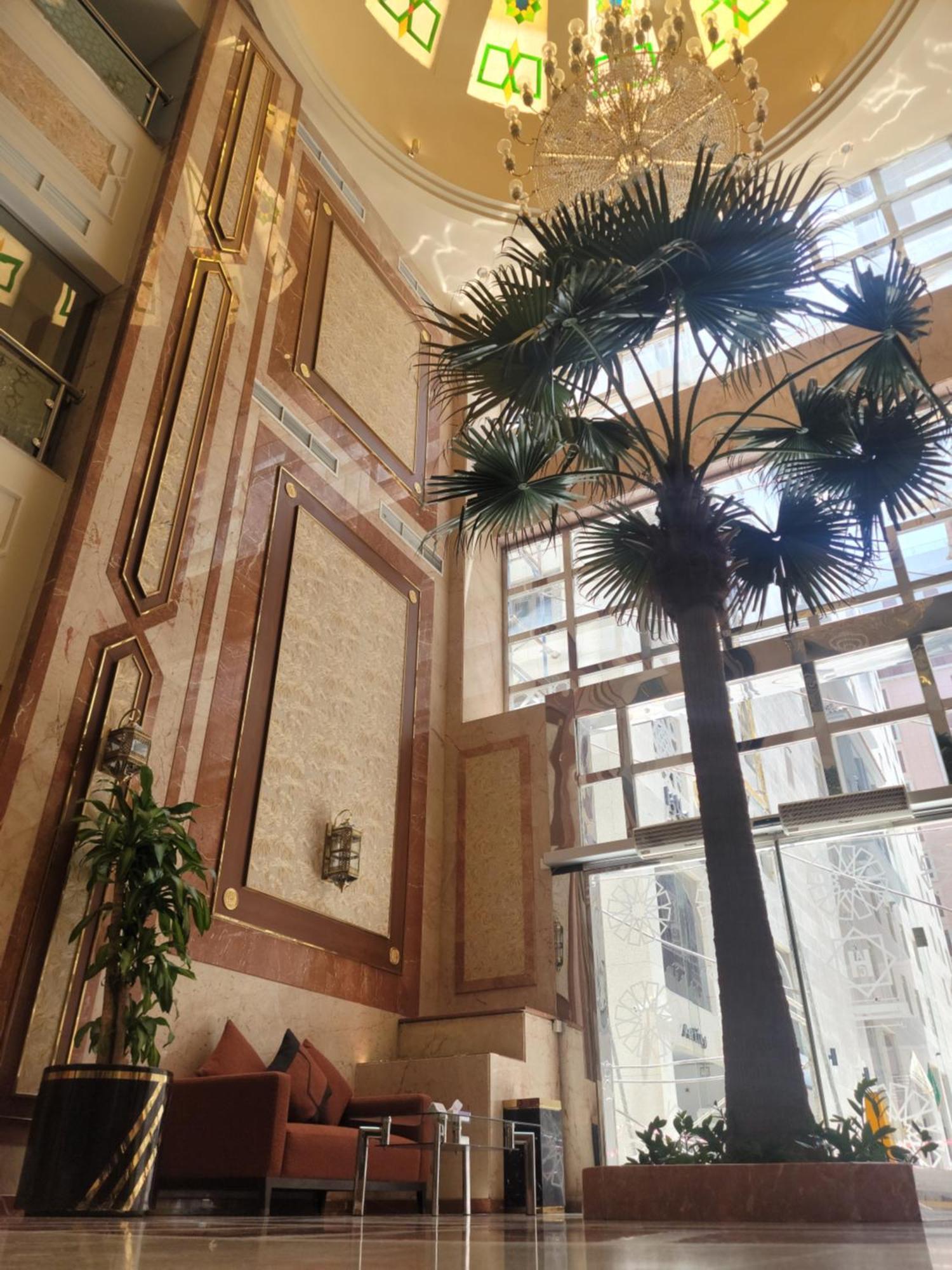 Qasr Al Ansar Golden Tulip Hotel Medina Exterior foto